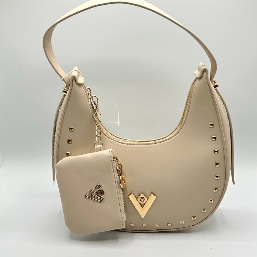 @glitterisgoals MYSTERY BAG SHOW!! MYSTERY BAGS - TWO GRAND PRIZES!  LIVE NOV 22 - Picture 4 of 9